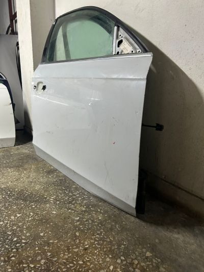 Audi A4 2012 sağ kapı çıkma orijinal