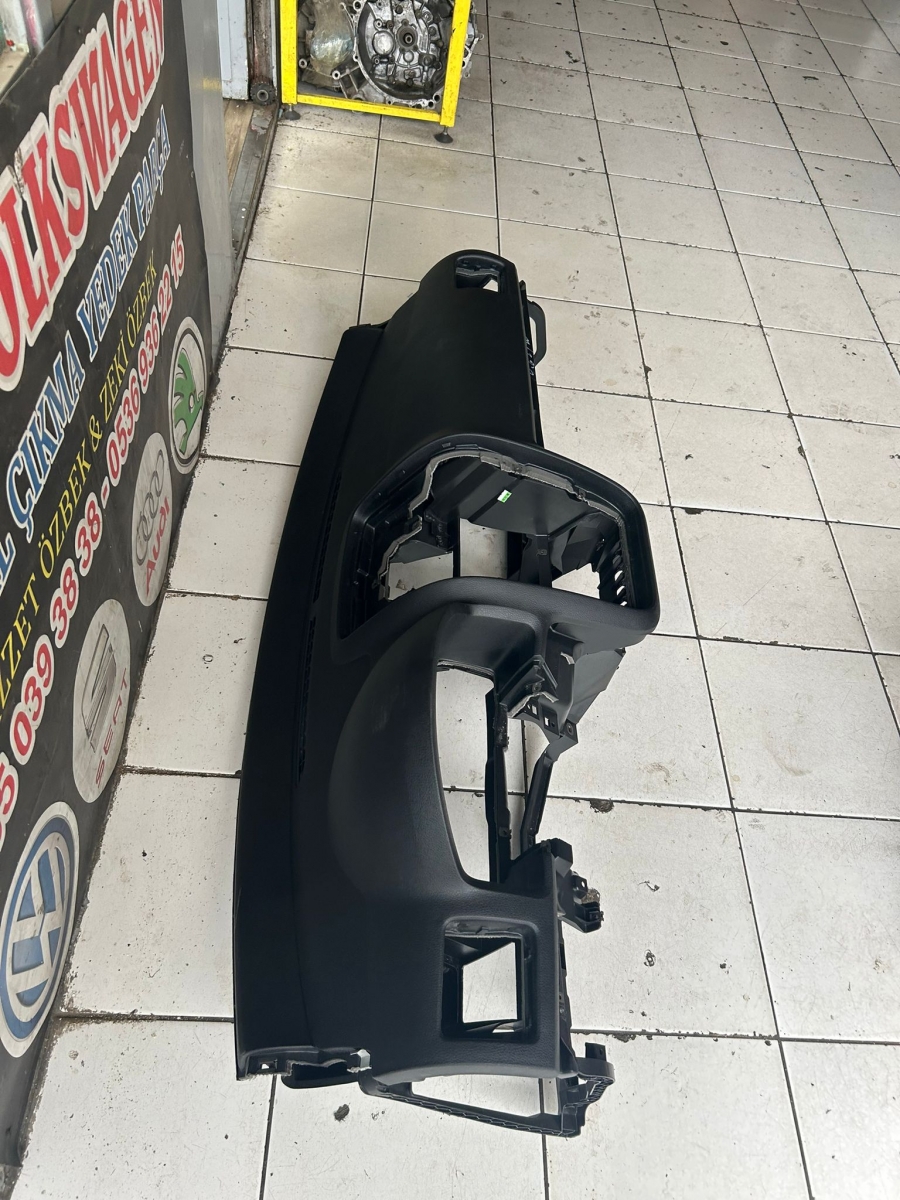 Golf 5 Jetta 2006 ön torpido sıfır