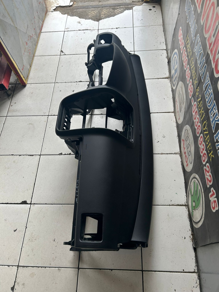 Golf 5 Jetta 2006 ön torpido sıfır